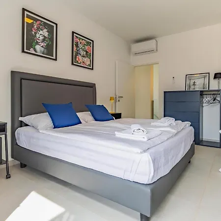 Σπίτι διακοπών In With Kitchen *