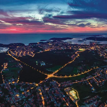 In With Kitchen Holiday home Pula