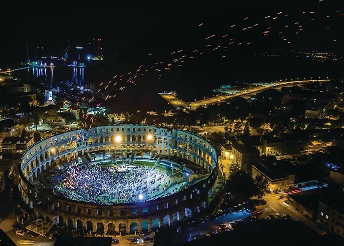 Semesterbostad In With Kitchen